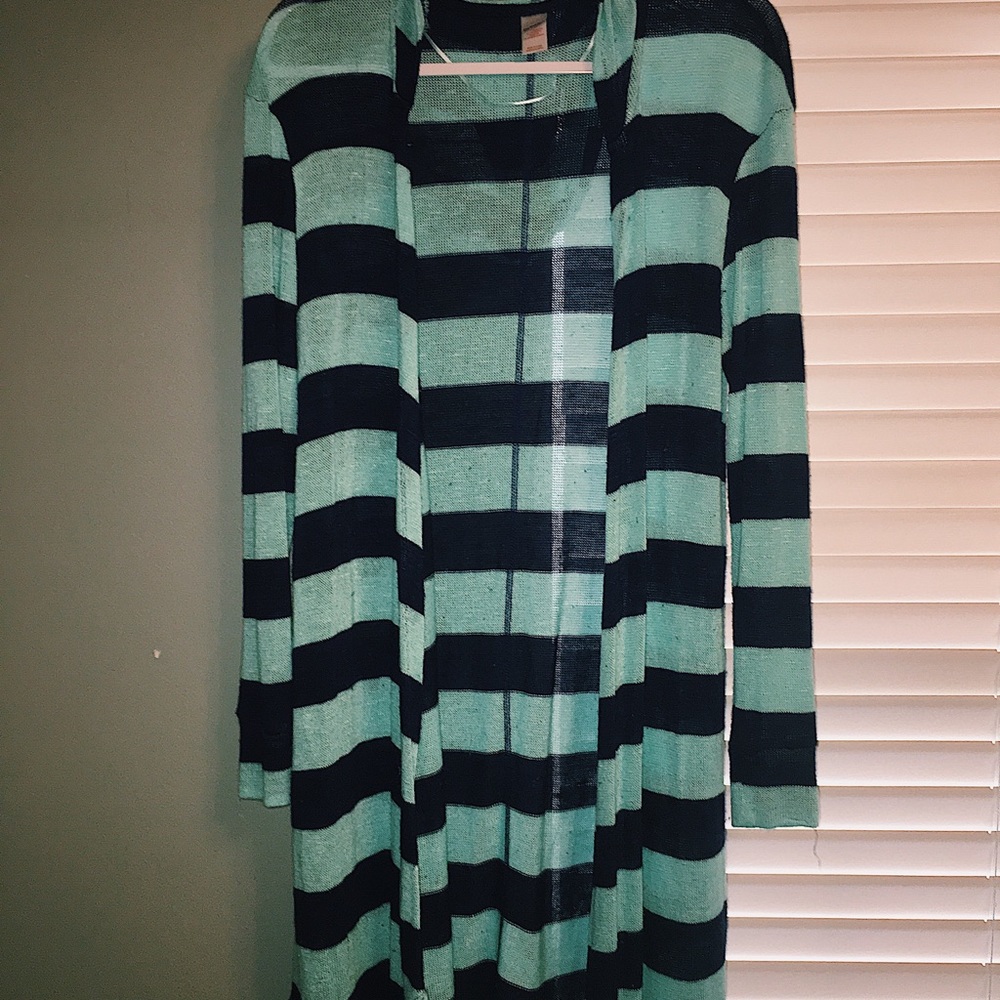 NAVY AND LIGHT BLUE CARDIGAN